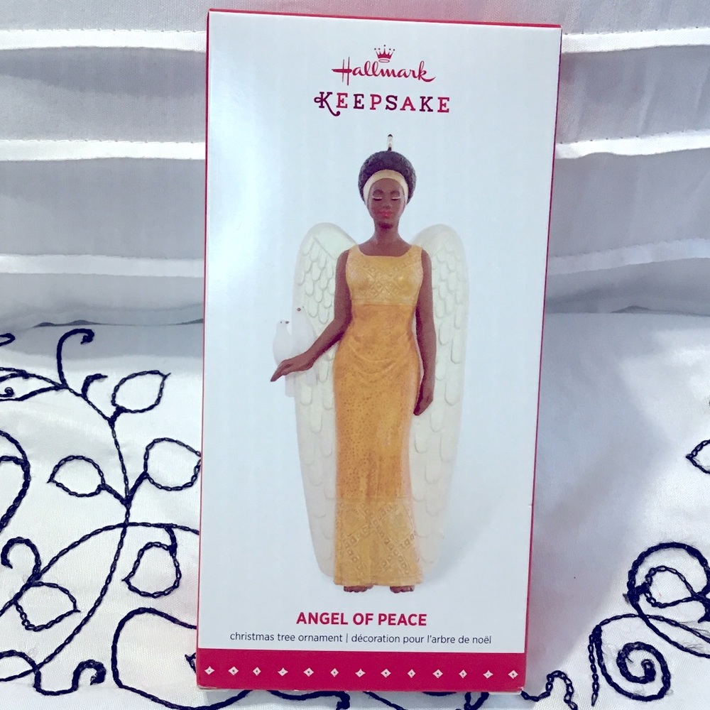 HALLMARK KEEPSAKE ANGEL OF PEACE ORNAMENT